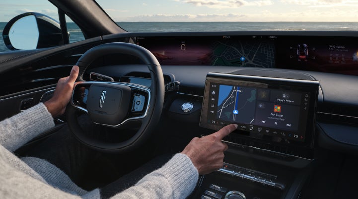 The driver of a 2024 Lincoln Nautilus® SUV interacts with the new Lincoln Digital Experience. | Irwin Lincoln Laconia in Laconia NH