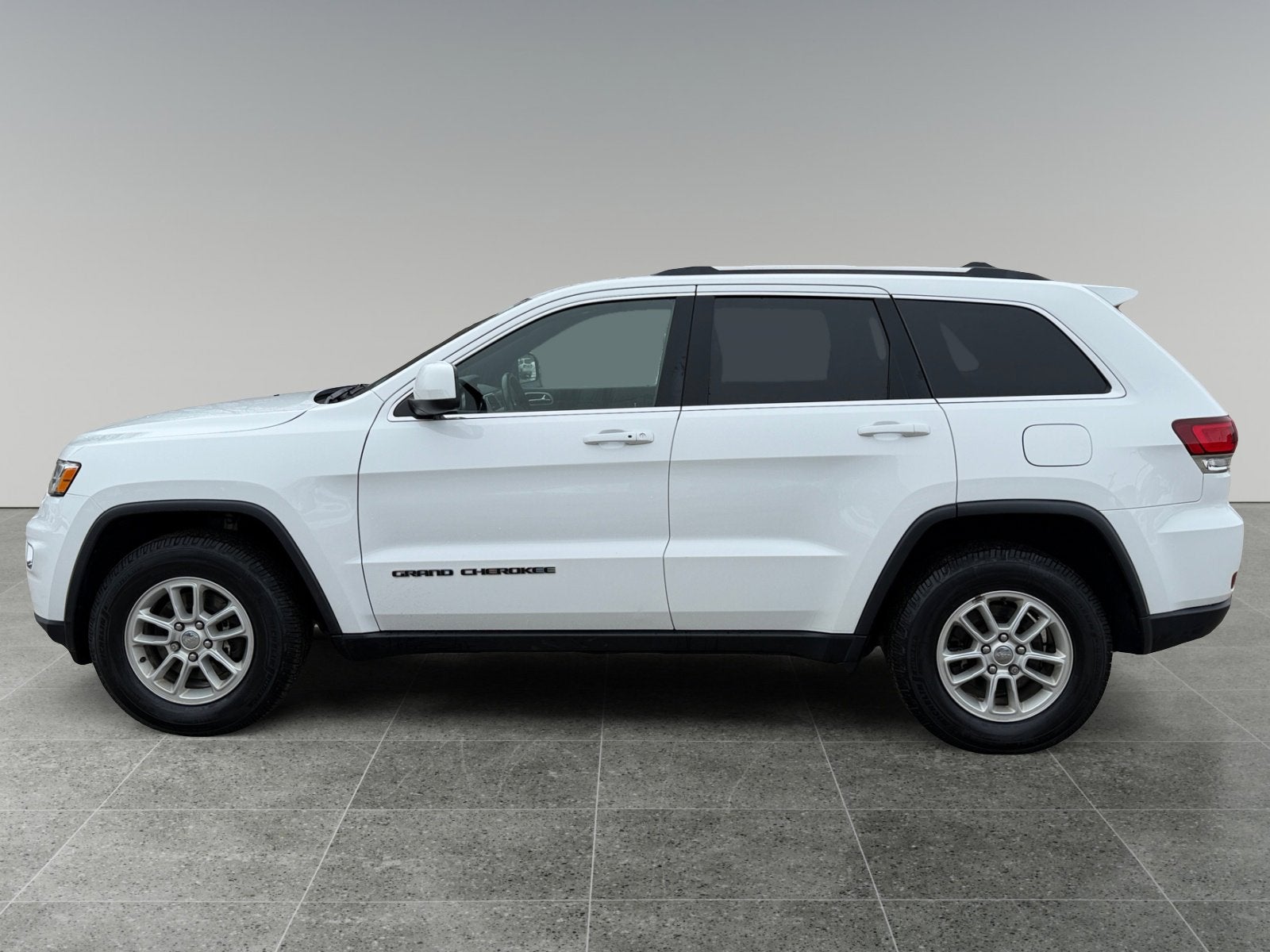 2020 Jeep Grand Cherokee Laredo E