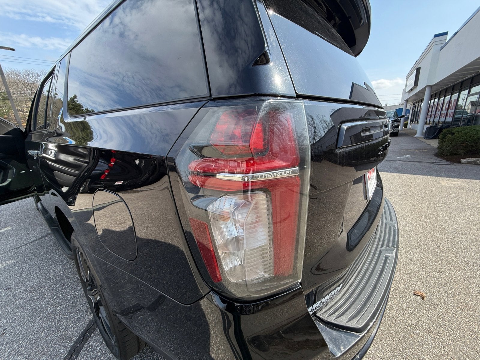 2023 Chevrolet Suburban RST