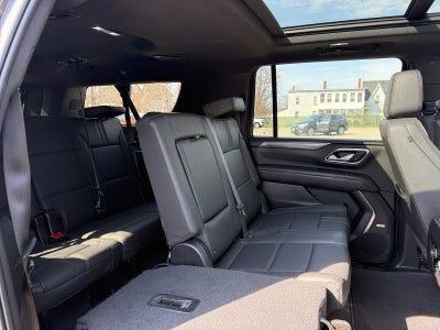 2023 Chevrolet Suburban RST