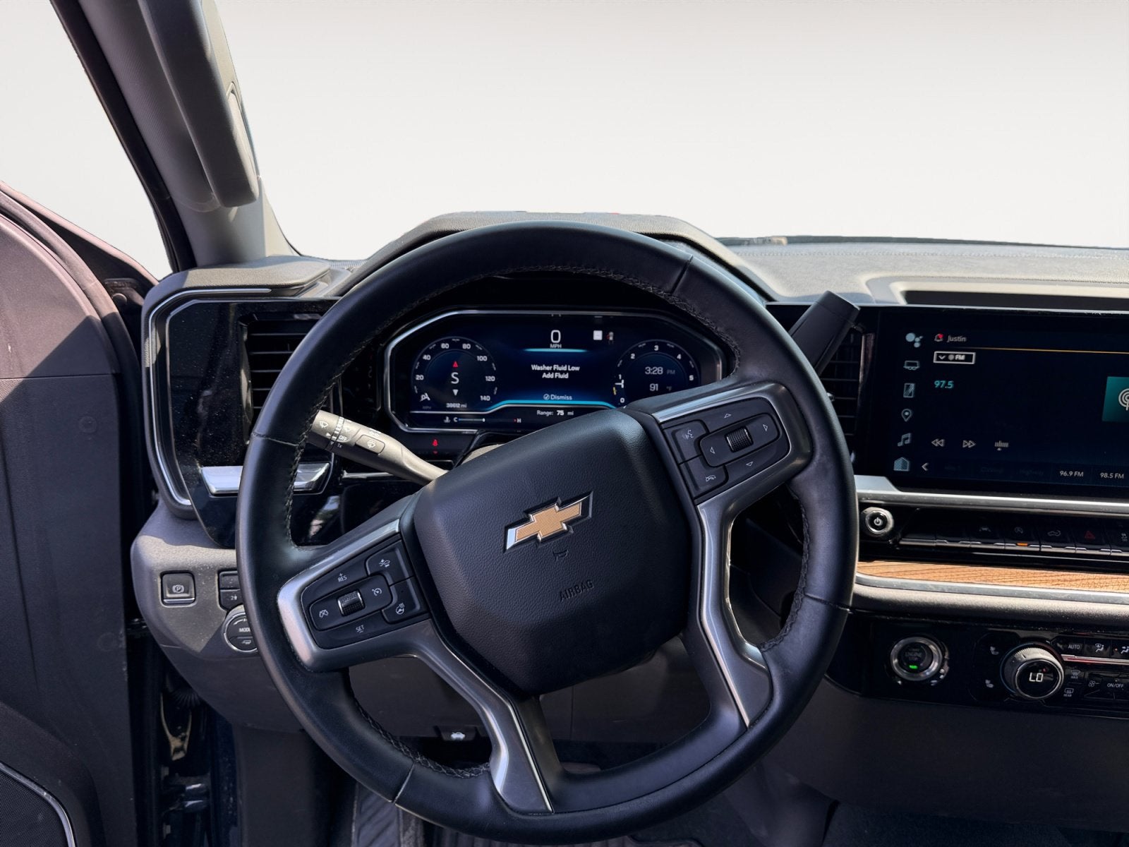 2023 Chevrolet Silverado 1500 LT (2FL)