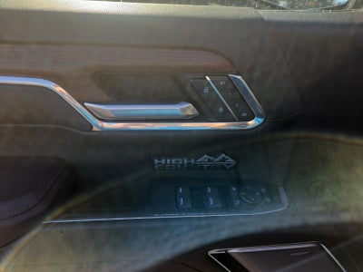 2022 Chevrolet Silverado 1500 High Country