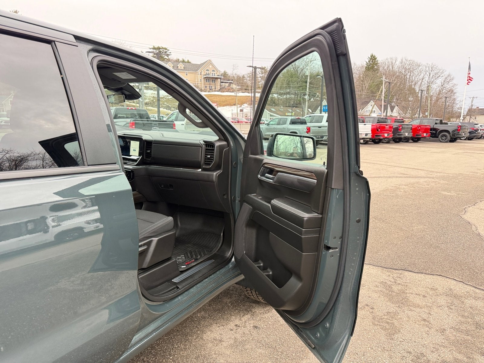 2025 Chevrolet Silverado 1500 LT Trail Boss