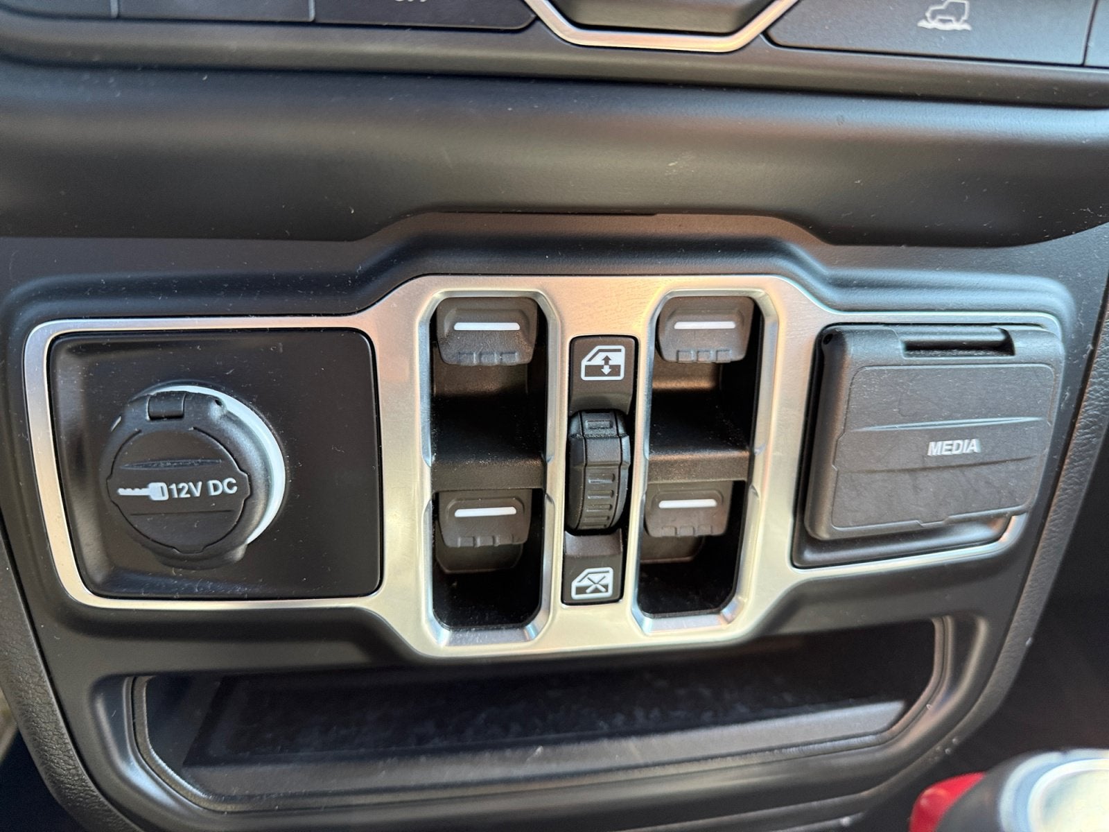2022 Jeep Wrangler Unlimited Sahara Altitude