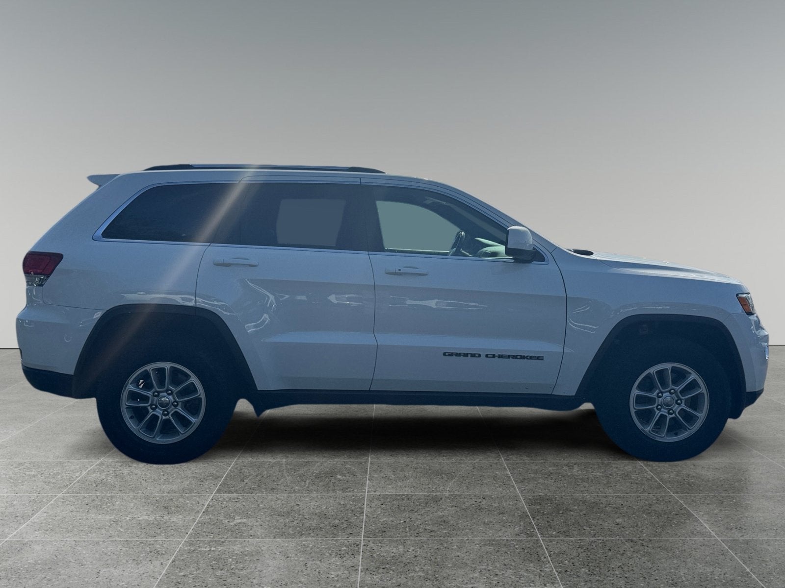 2020 Jeep Grand Cherokee Laredo E