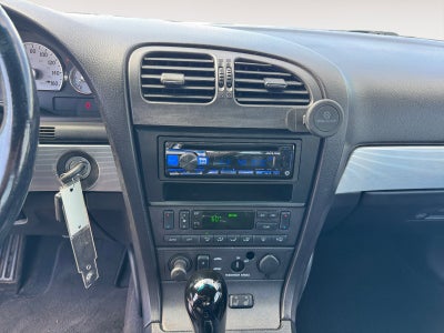 2004 Ford Thunderbird Base
