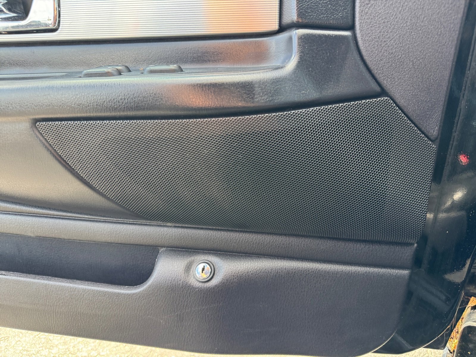 2004 Ford Thunderbird Base
