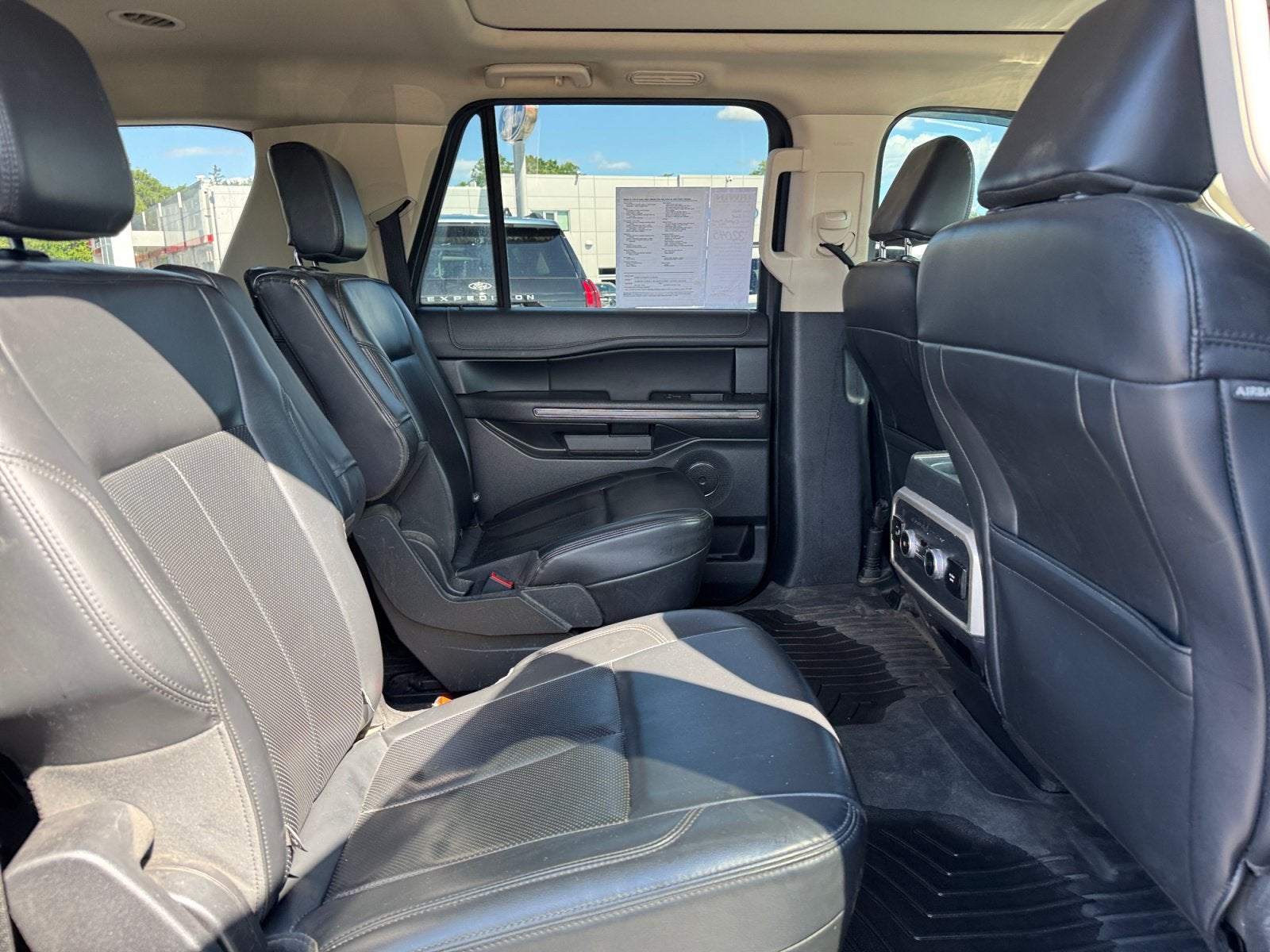 2022 Ford Expedition Max XLT