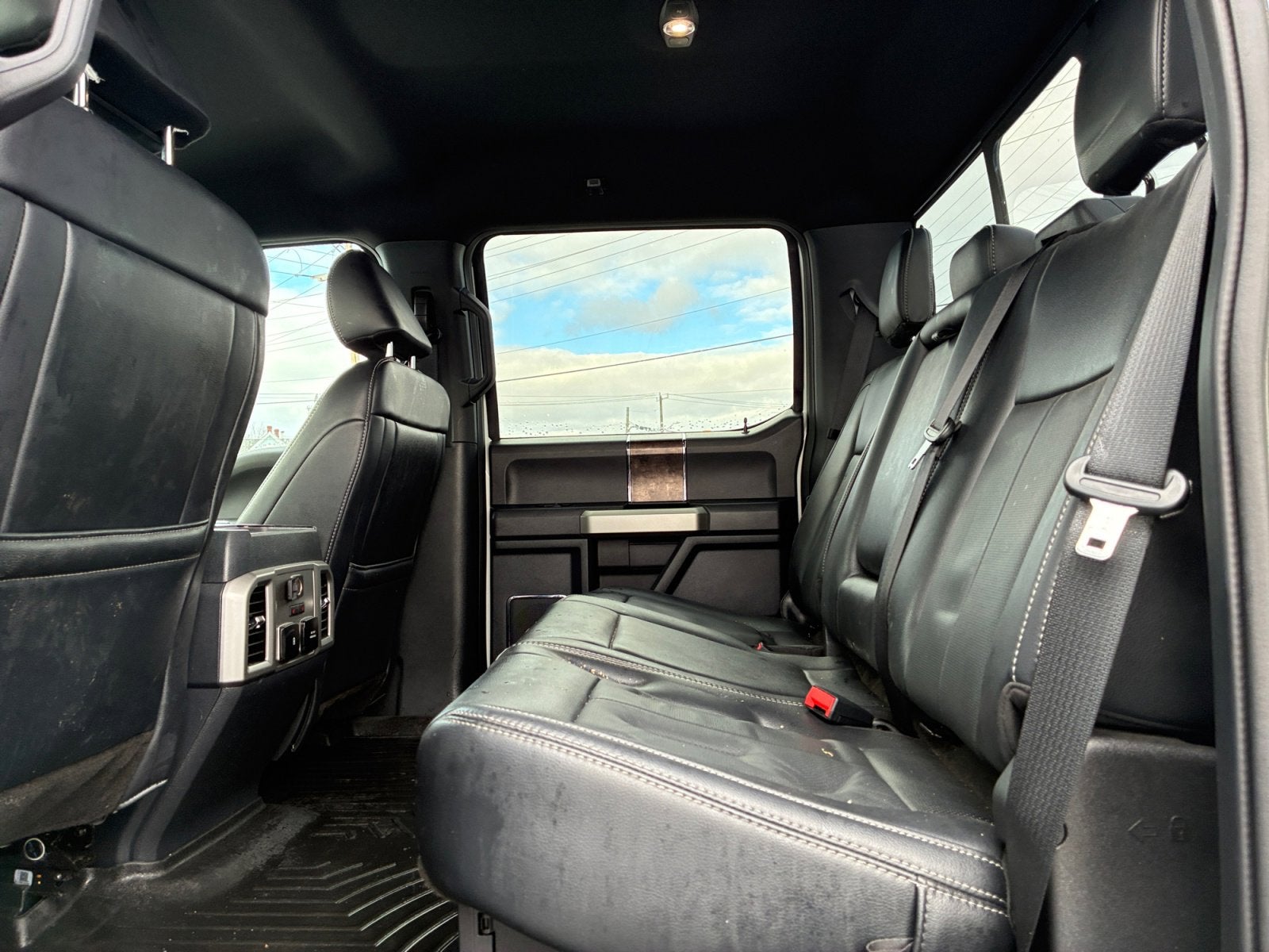 2022 Ford Super Duty F-250 SRW LARIAT