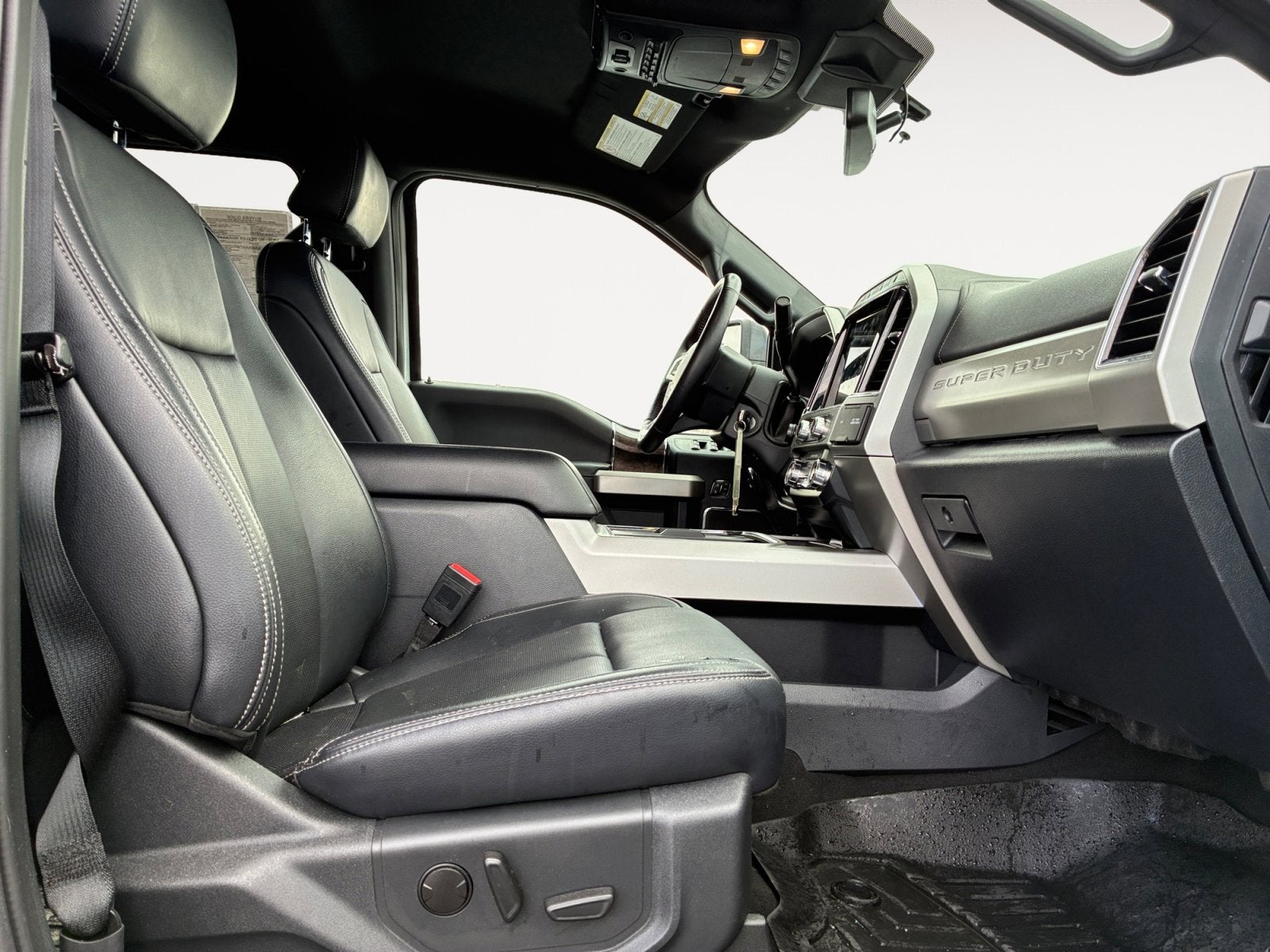 2022 Ford Super Duty F-250 SRW LARIAT