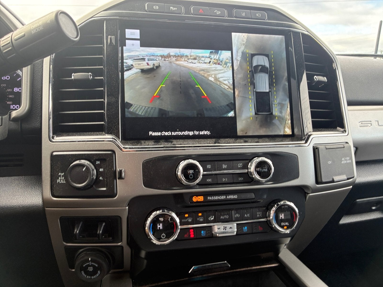 2022 Ford Super Duty F-250 SRW LARIAT