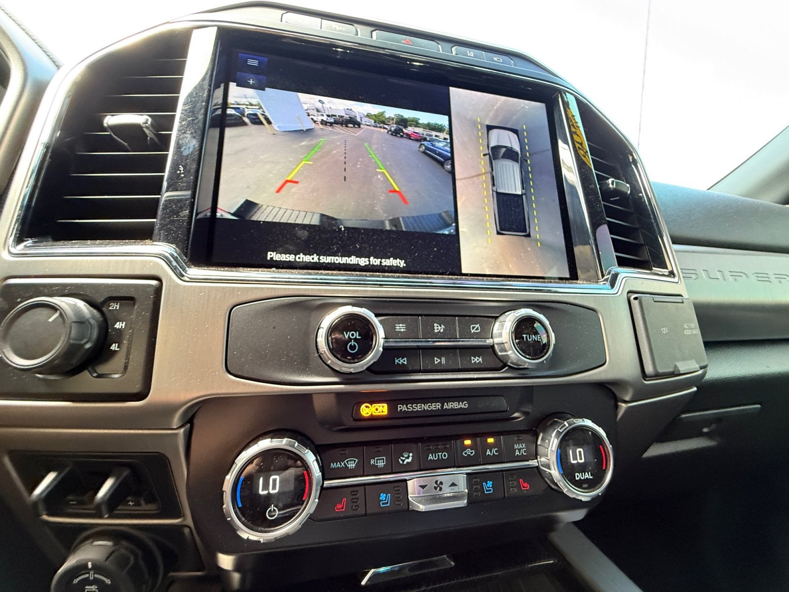 2022 Ford Super Duty F-250 SRW Platinum