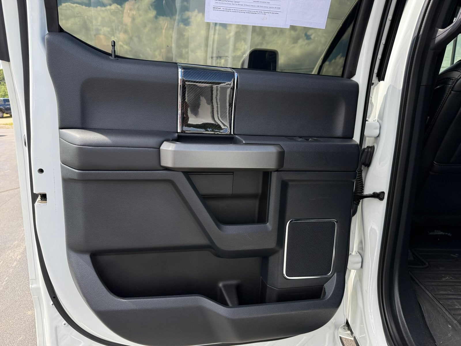 2022 Ford Super Duty F-250 SRW Platinum