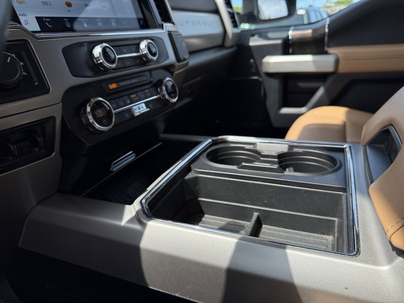 2022 Ford Super Duty F-250 SRW LARIAT