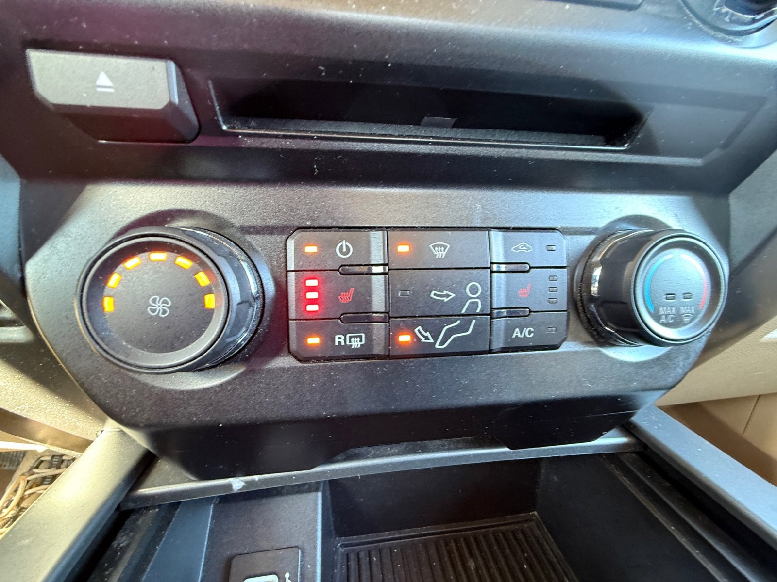 2018 Ford Super Duty F-250 SRW XLT