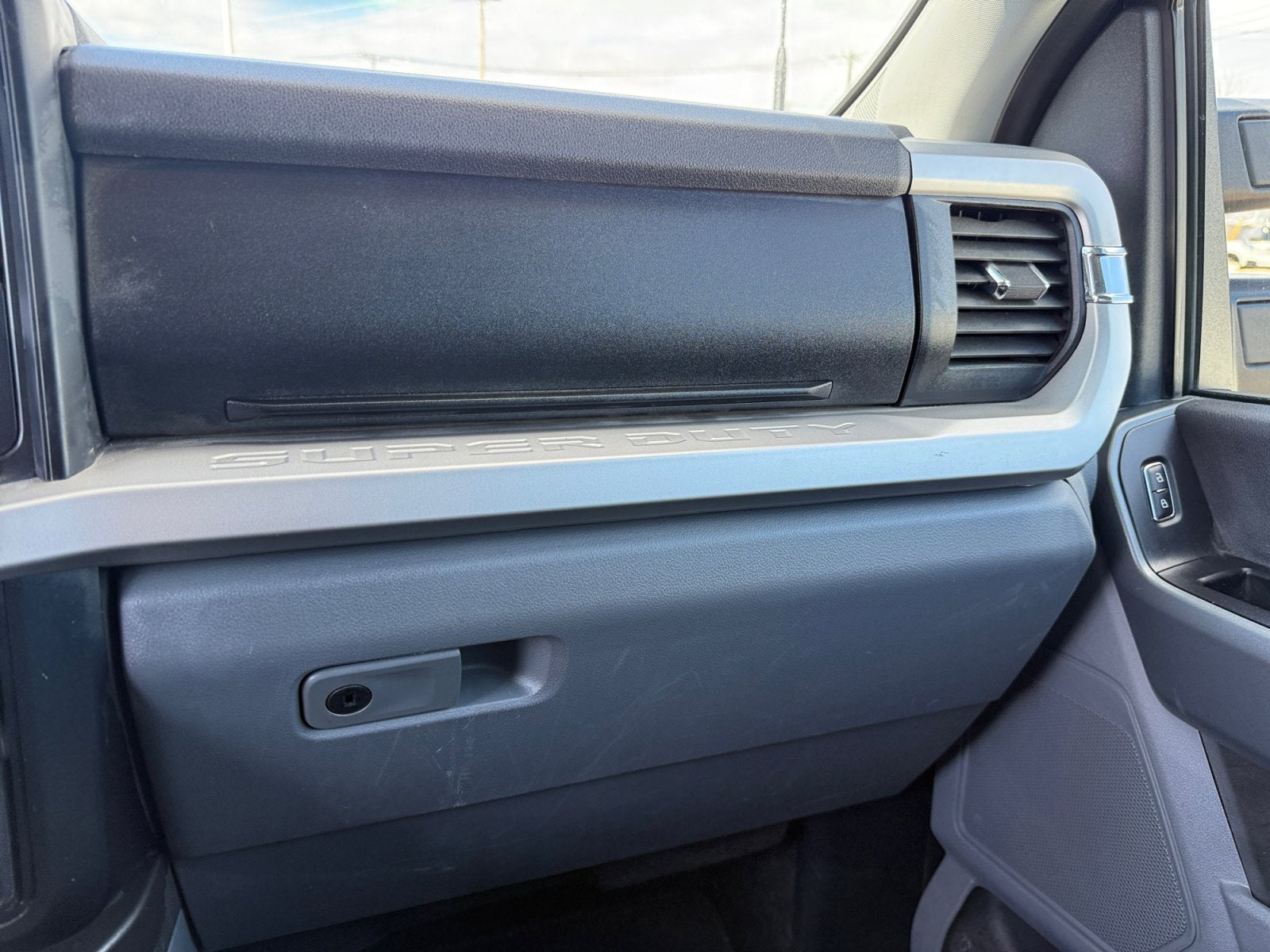 2023 Ford Super Duty F-250 SRW XLT