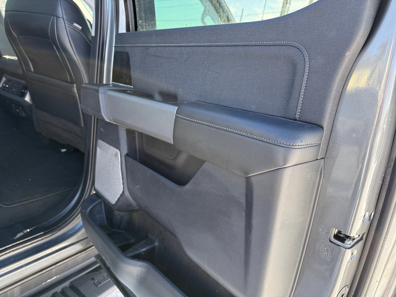 2024 Ford Super Duty F-250 SRW LARIAT