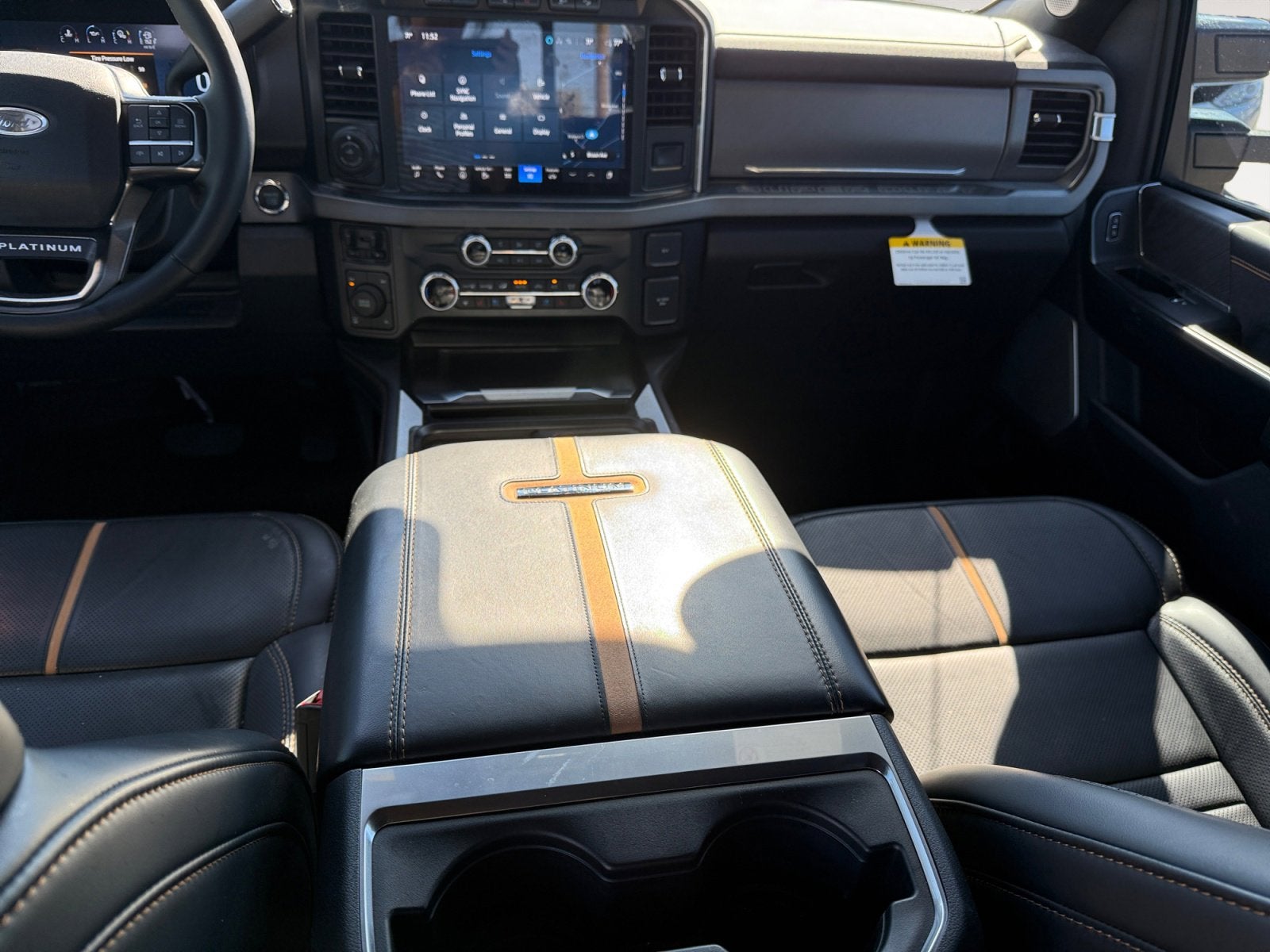 2024 Ford Super Duty F-350 SRW Platinum