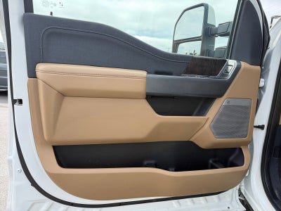 2023 Ford Super Duty F-350 DRW LARIAT