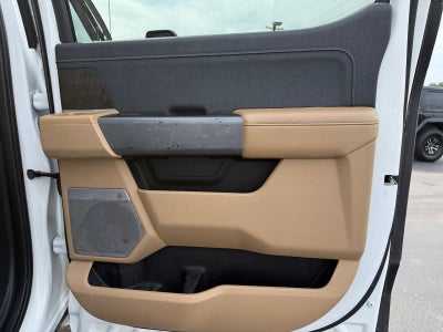 2023 Ford Super Duty F-350 DRW LARIAT