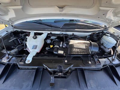 2011 Chevrolet Express Commercial Cutaway Work Van