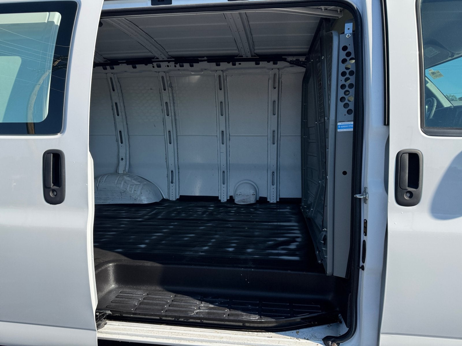 2014 GMC Savana Cargo Van Work Van