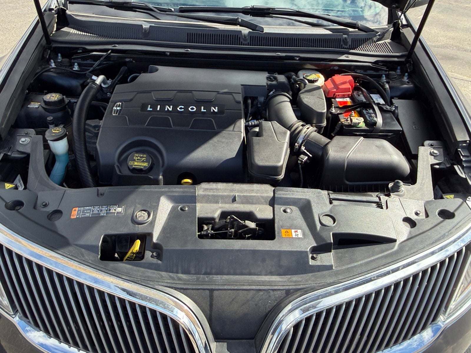 2014 Lincoln MKS Base