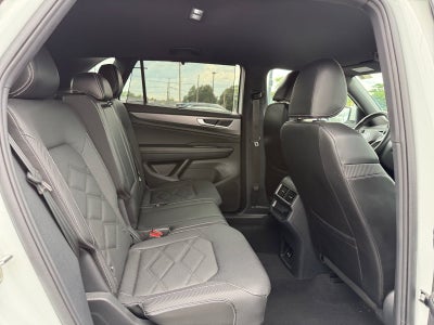 2024 Volkswagen Atlas Cross Sport 2.0T SE w/Technology