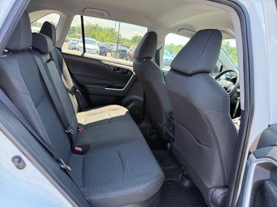 2022 Toyota RAV4 Hybrid LE