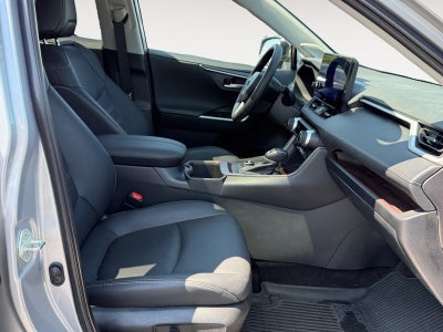 2025 Toyota RAV4 Limited