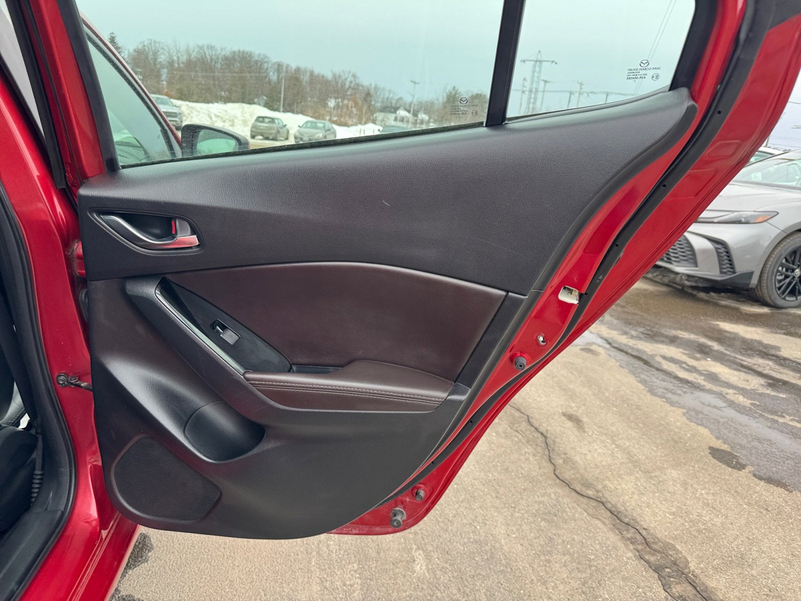 2018 Mazda Mazda3 5-Door Touring