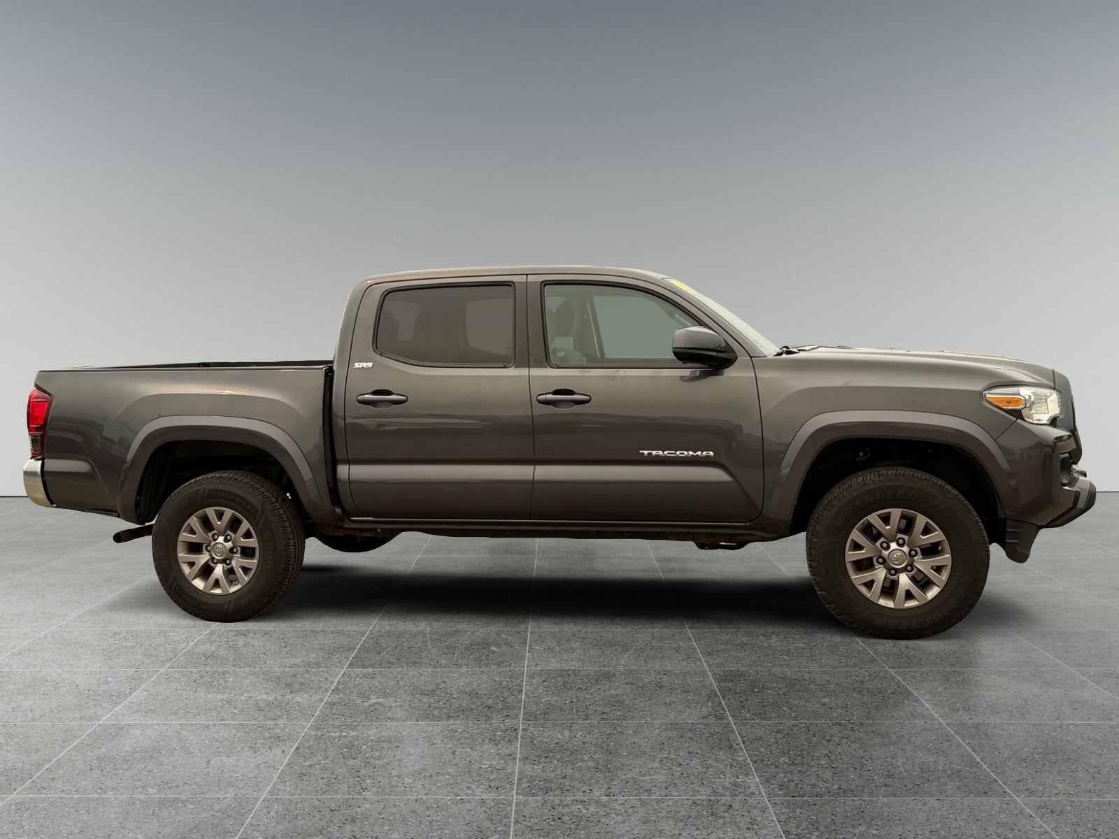 2019 Toyota Tacoma 4WD SR5