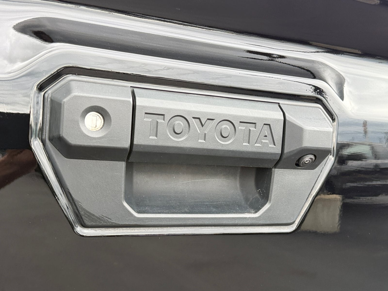 2024 Toyota Tacoma 4WD SR