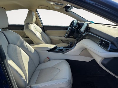 2023 Toyota Camry Hybrid XLE