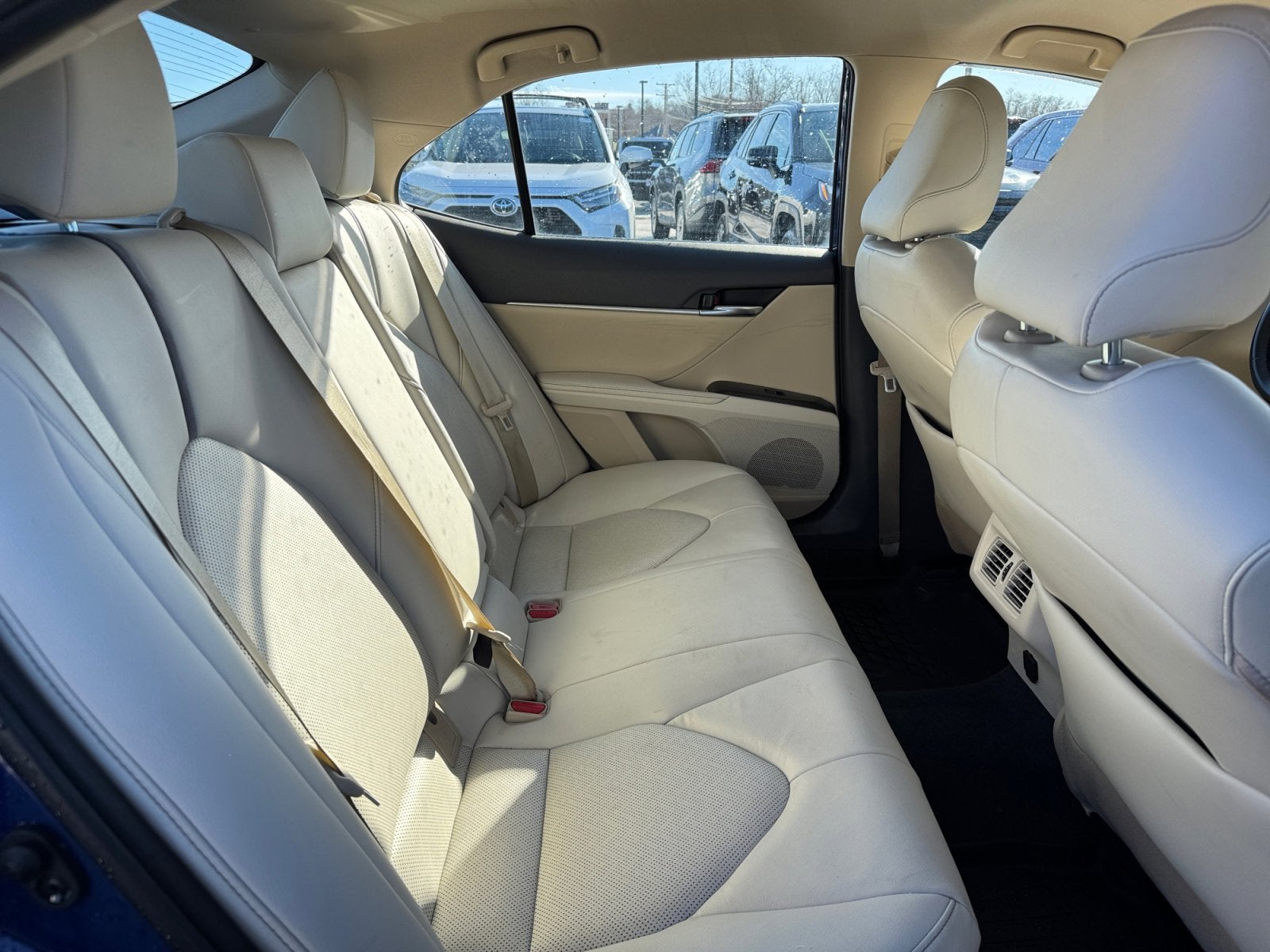 2023 Toyota Camry Hybrid XLE