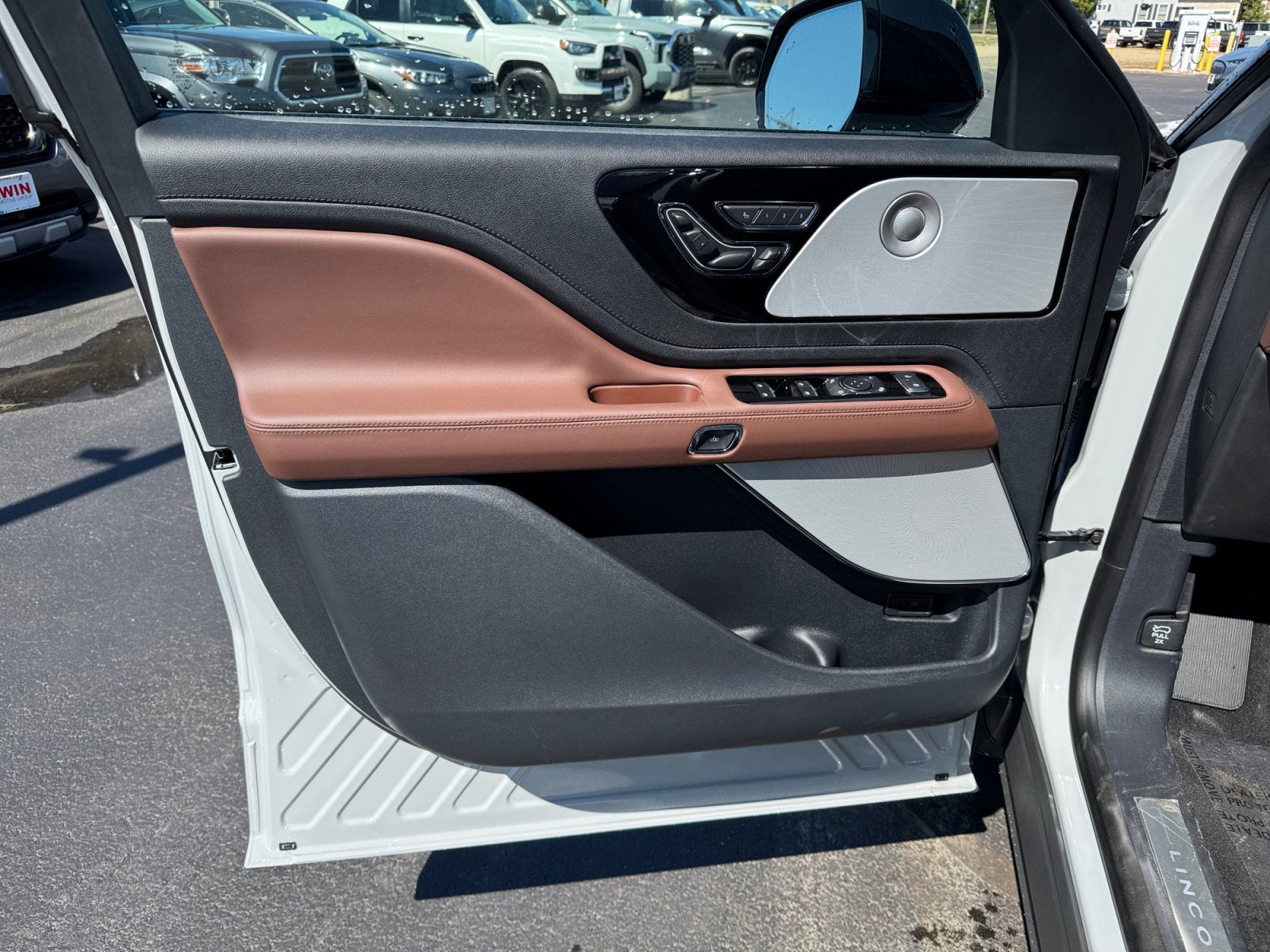 2027 Lincoln Aviator Reserve