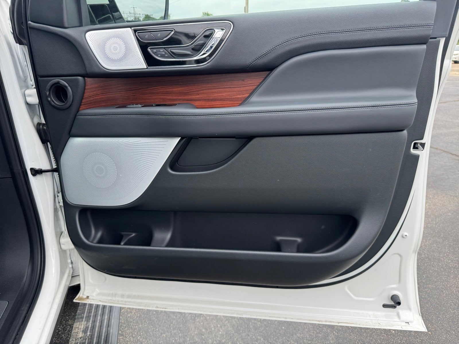 2024 Lincoln Navigator L Reserve