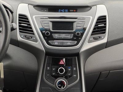 2016 Hyundai Elantra SE