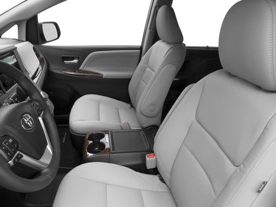 2017 Toyota Sienna XLE