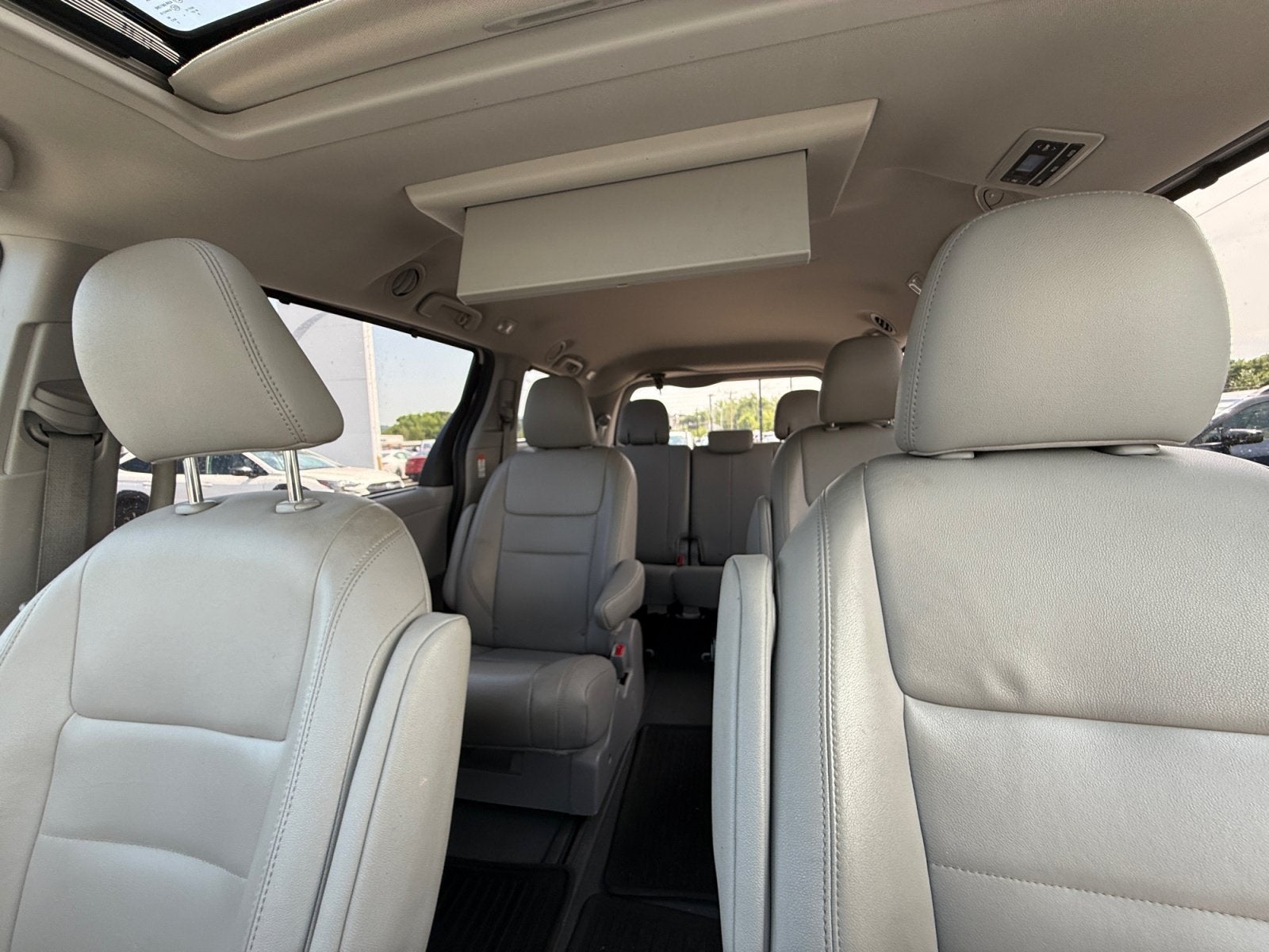 2020 Toyota Sienna XLE