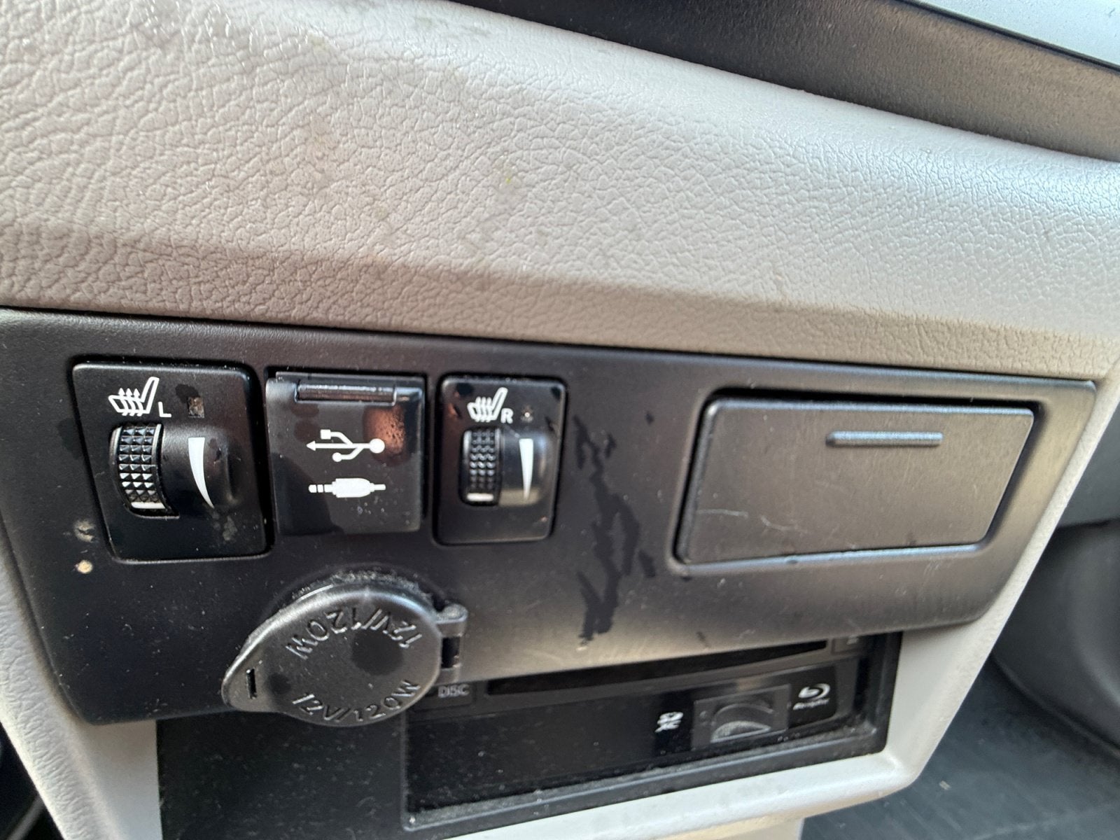 2020 Toyota Sienna XLE
