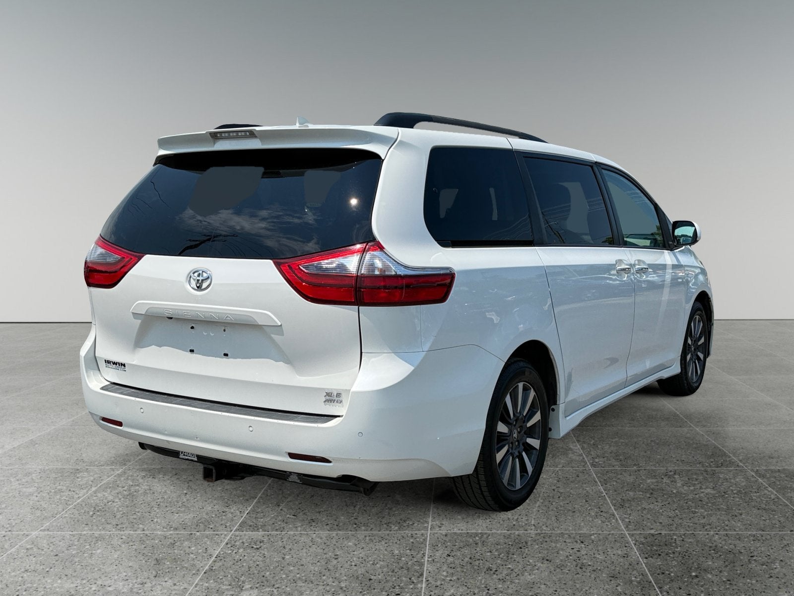 2020 Toyota Sienna XLE