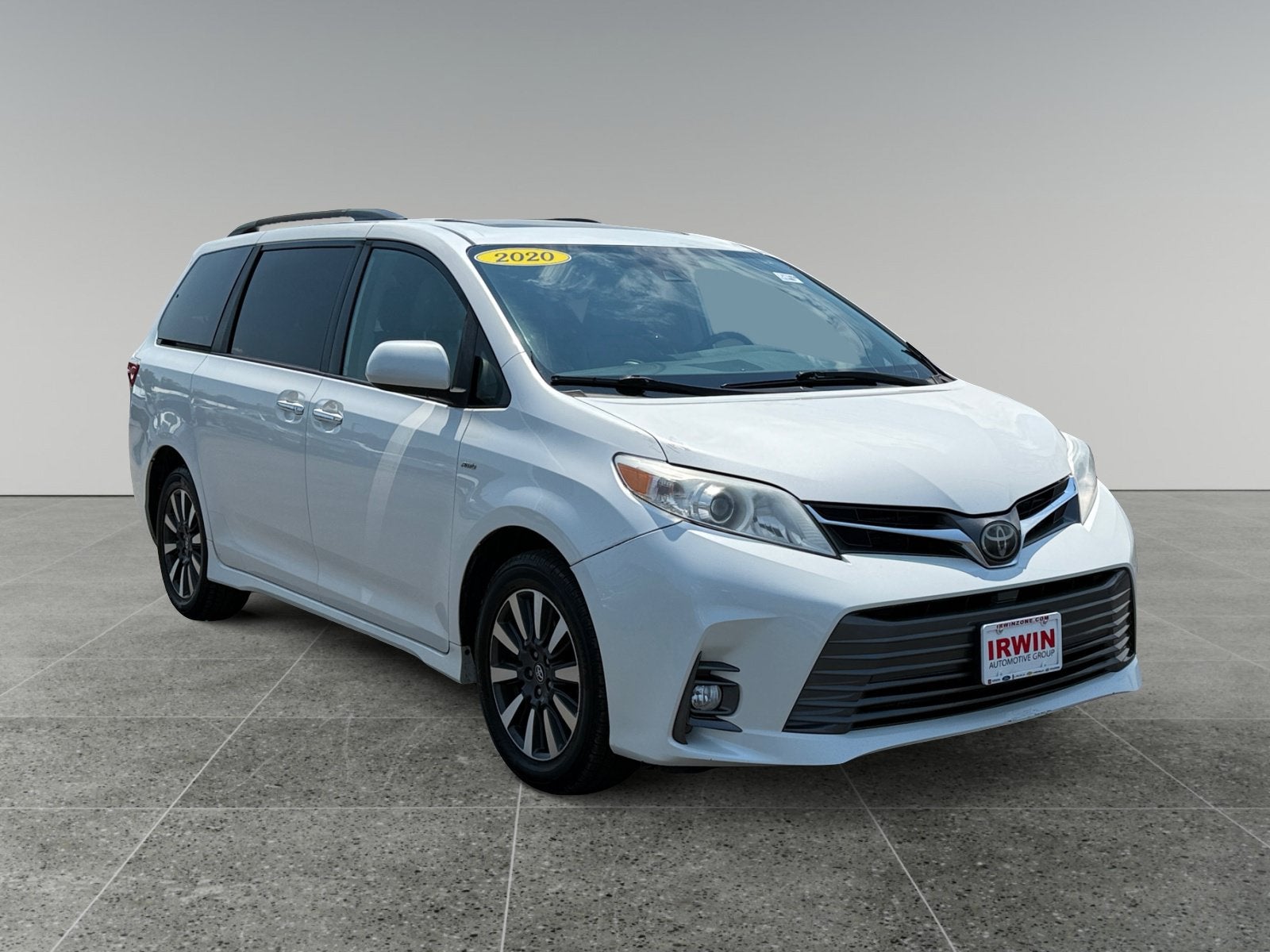 2020 Toyota Sienna XLE