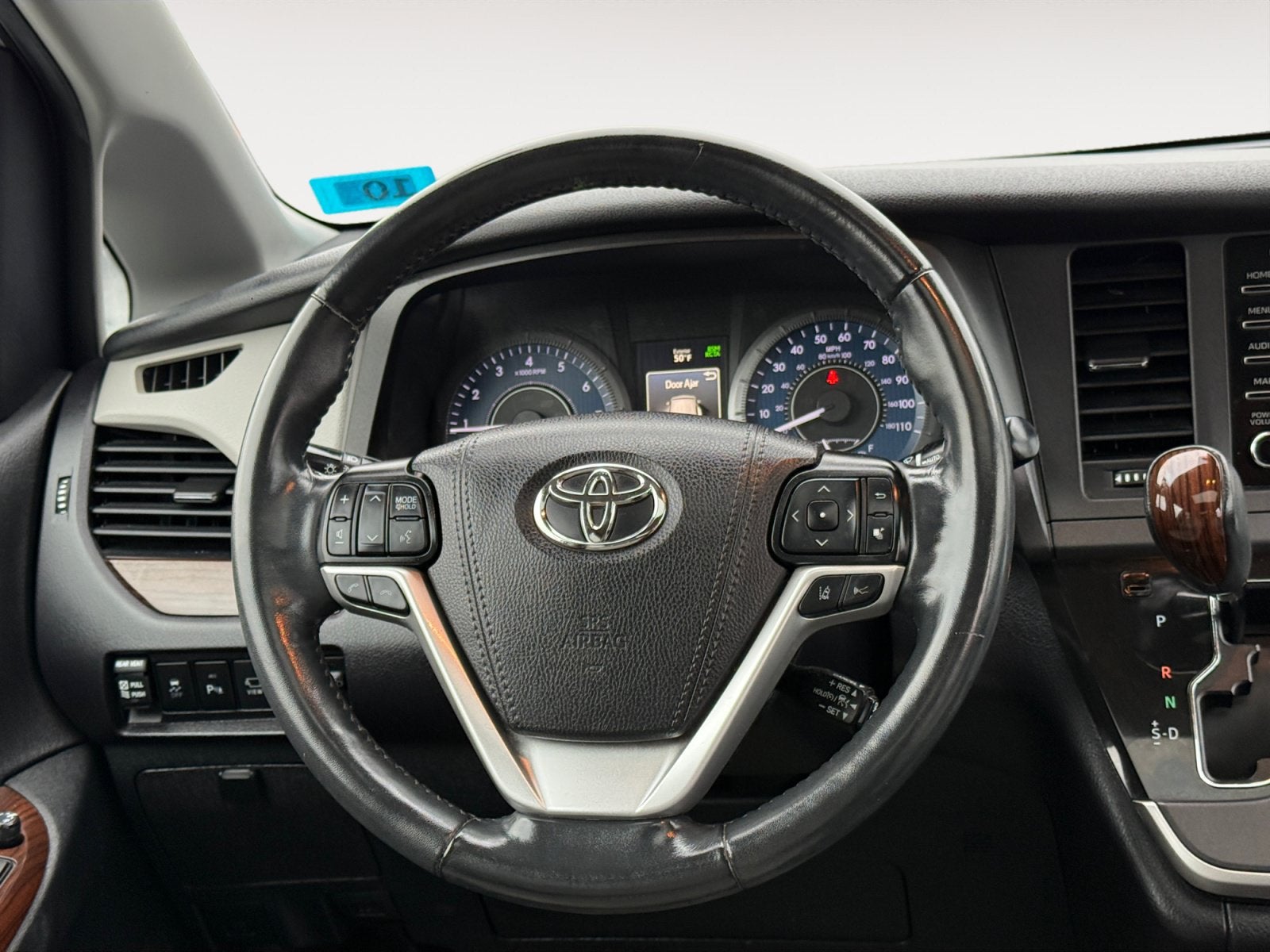 2020 Toyota Sienna Limited Premium
