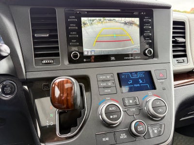 2020 Toyota Sienna Limited Premium