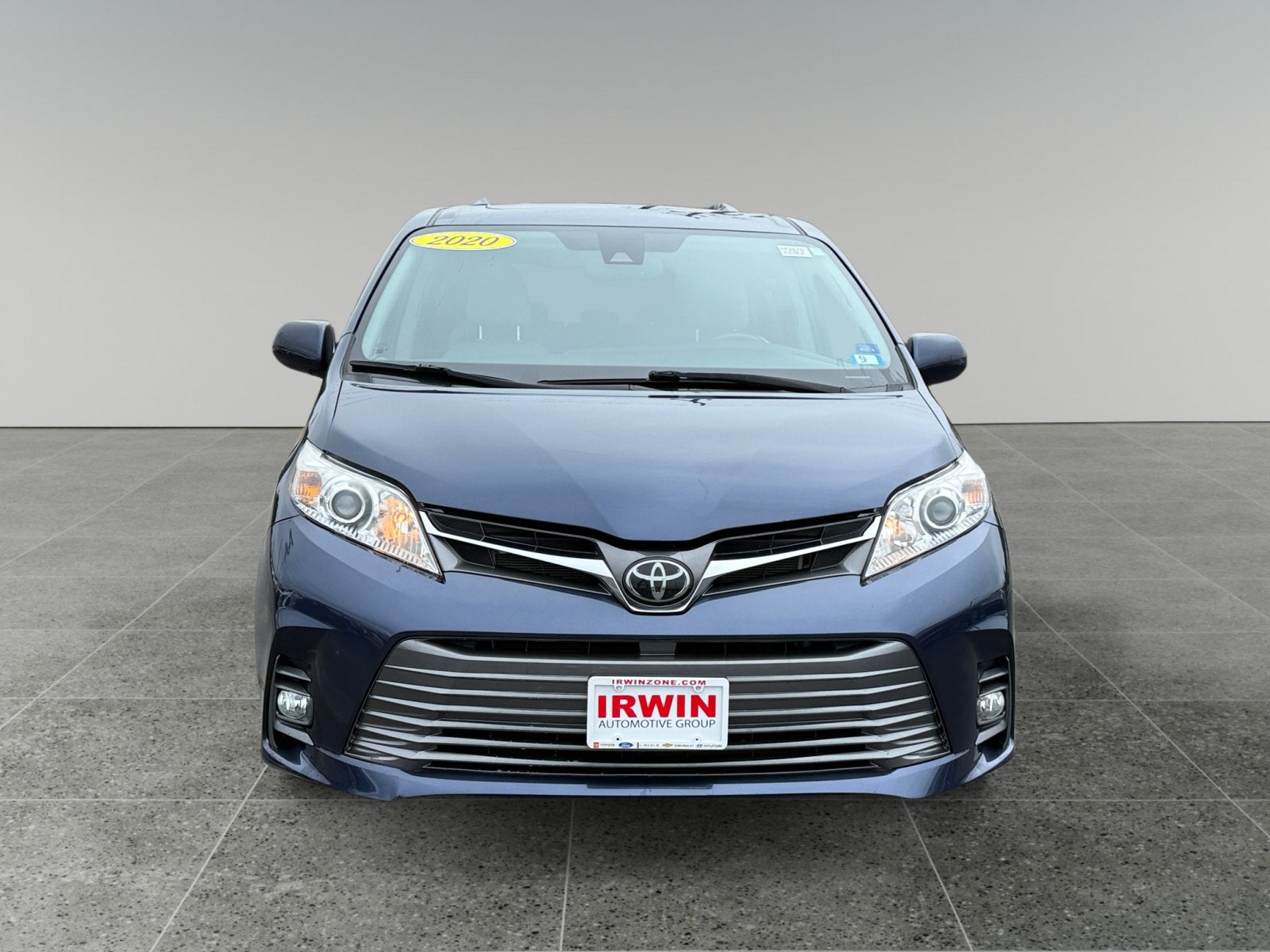 2020 Toyota Sienna XLE
