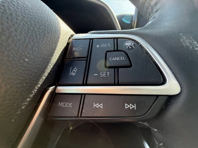 2025 Toyota Highlander Hybrid Platinum