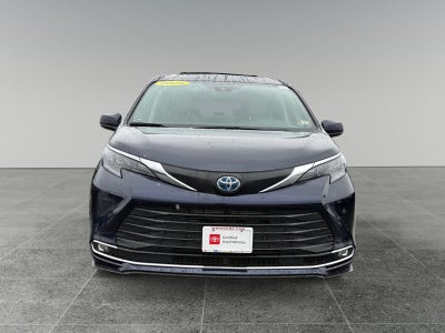 2024 Toyota Sienna XLE