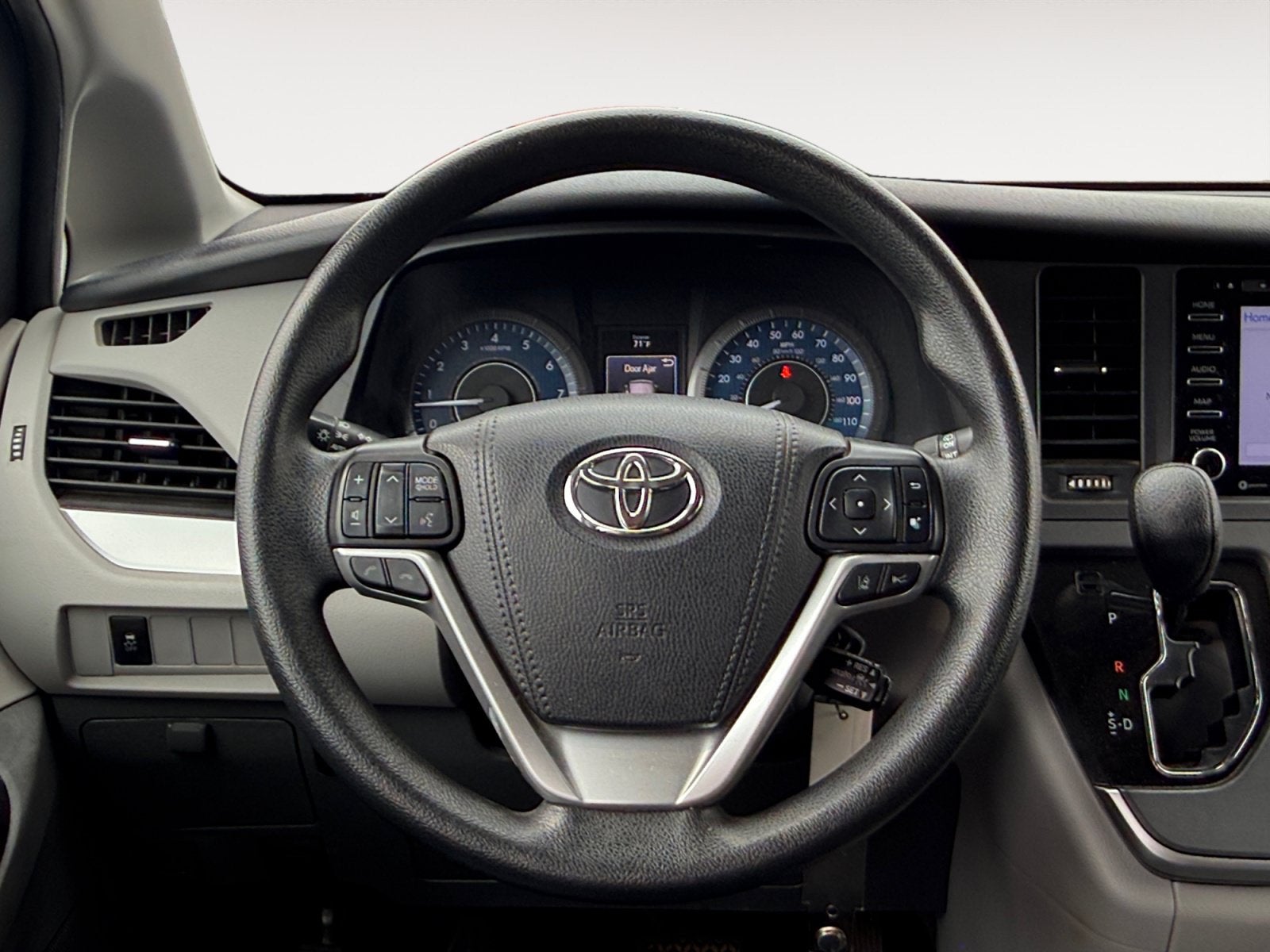 2020 Toyota Sienna LE