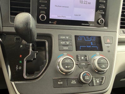 2020 Toyota Sienna LE